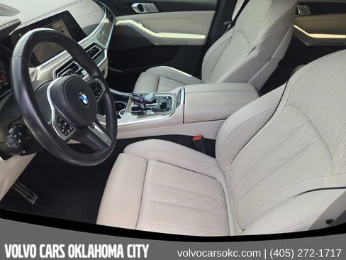 Used 2021 BMW X7 M50i AWD/4WD image 17