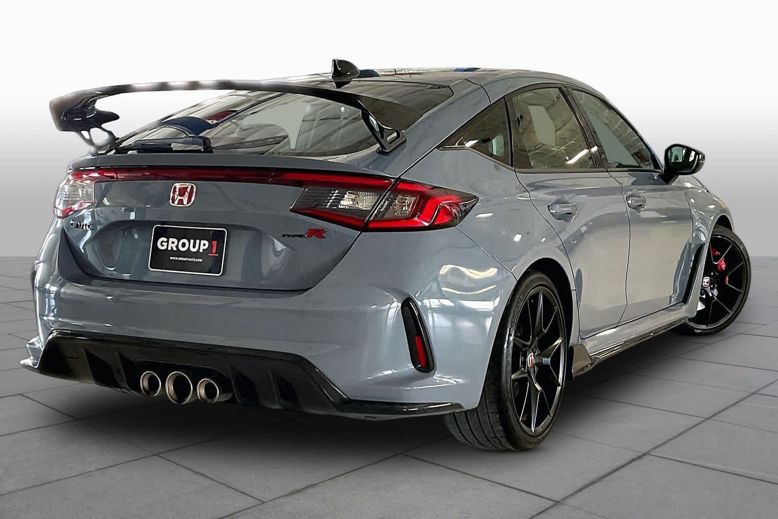 Used 2024 Honda Civic Type R image 12