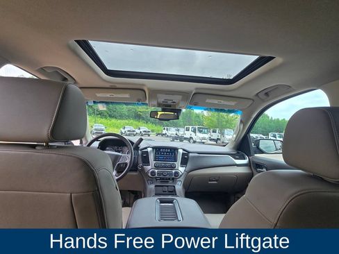 Used 2017 Chevrolet Tahoe LT w/ Luxury Package AWD/4WD image 12