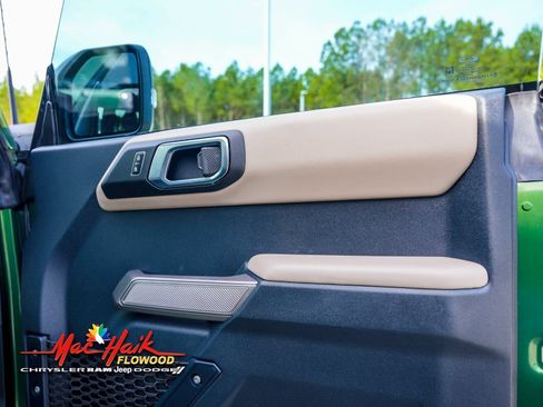 Used 2023 Ford Bronco Wildtrak image 17