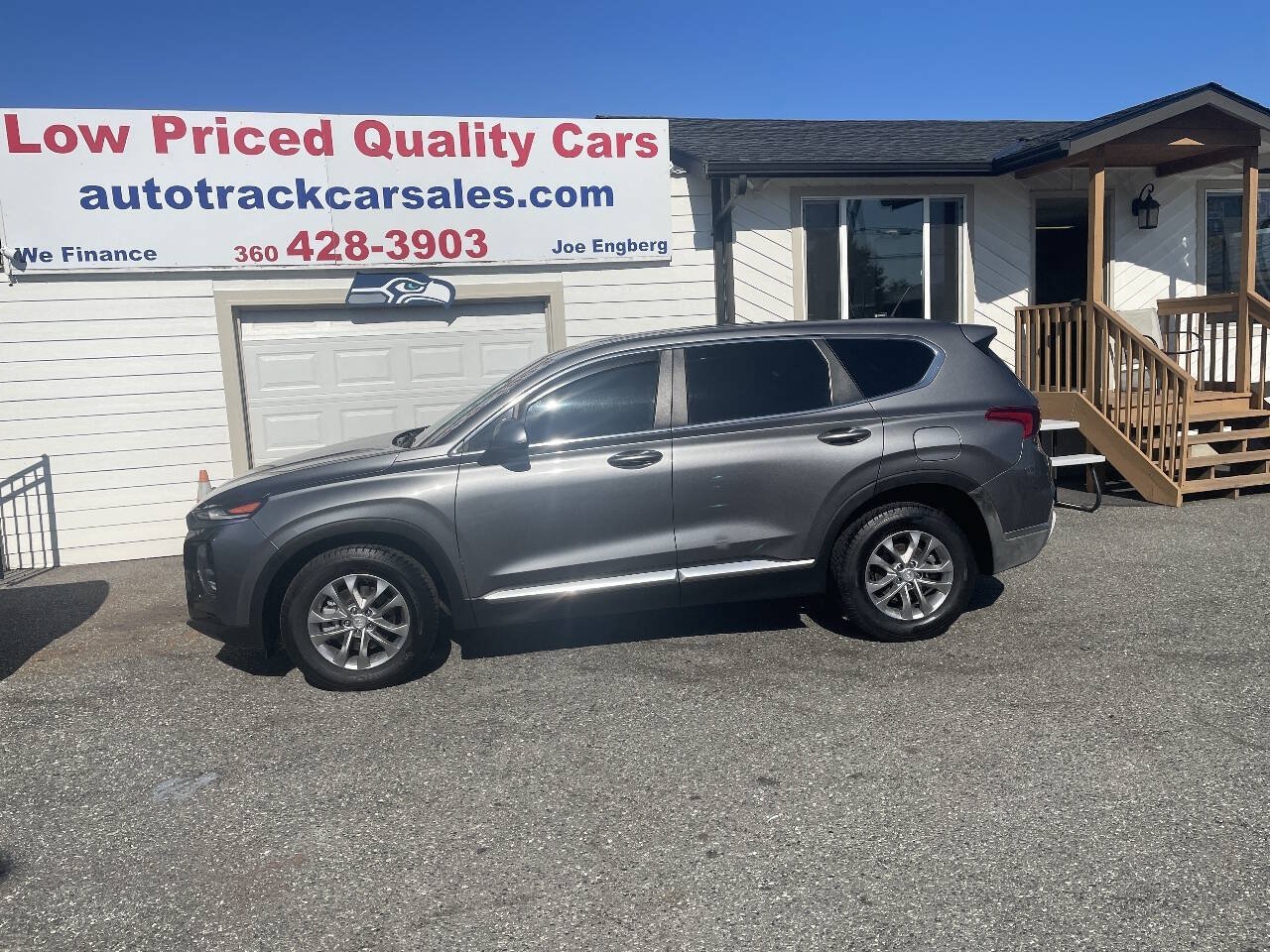 Used 2019 Hyundai Santa Fe SE AWD/4WD image 2