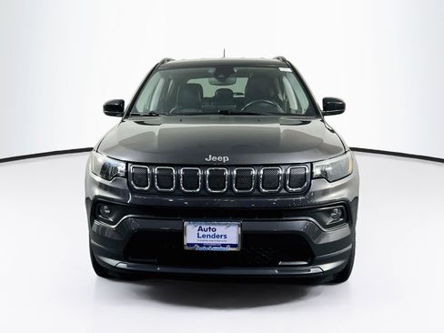 Used 2022 Jeep Compass Latitude w/ Convenience Group AWD/4WD image 2