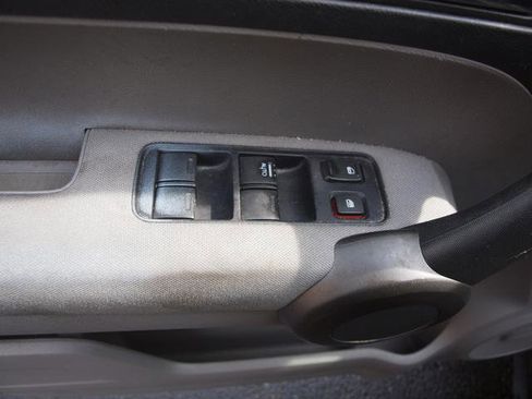 Used 2011 Honda CR-V LX image 8