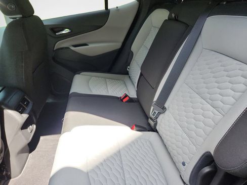 Used 2020 Chevrolet Equinox LS w/ LS Convenience Package FWD image 25