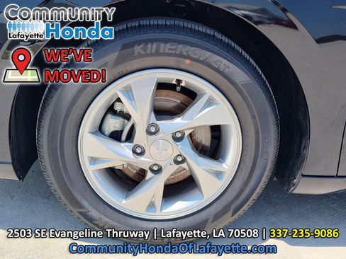 Used 2023 Hyundai Elantra SE w/ Cargo Package FWD image 15