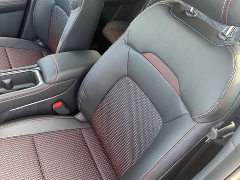 New 2026 Nissan Kicks SR FWD image 24