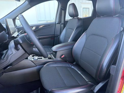 Certified 2023 Ford Escape ST-Line Elite image 22