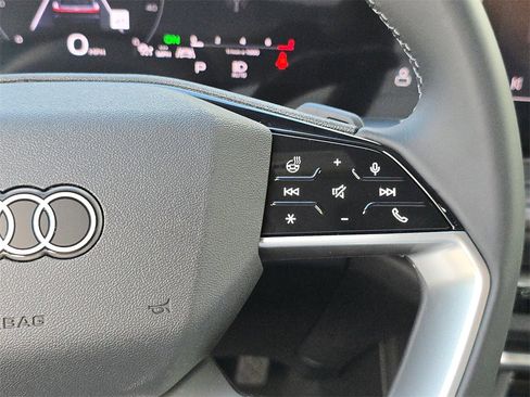 New 2025 Audi Q5 Premium Plus image 21