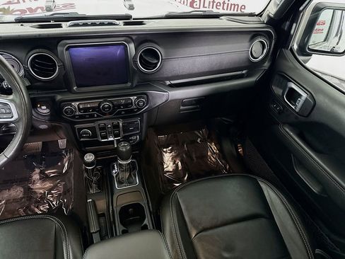 Used 2023 Jeep Wrangler Unlimited Sahara w/ Cold Weather Group image 26