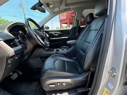 Used 2019 GMC Terrain SLT w/ Preferred Package AWD/4WD image 19