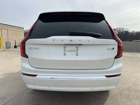 New 2026 Volvo XC90 B6 Plus w/ Protection Package Premier image 6