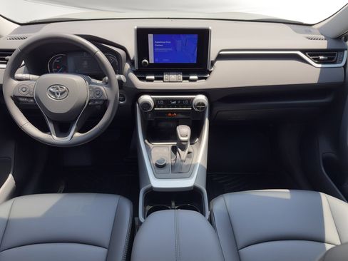 Used 2023 Toyota RAV4 XLE Premium AWD/4WD image 19