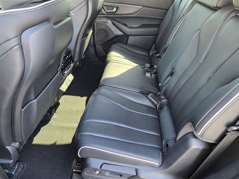 Used 2023 Acura MDX SH-AWD w/ Advance Package image 27