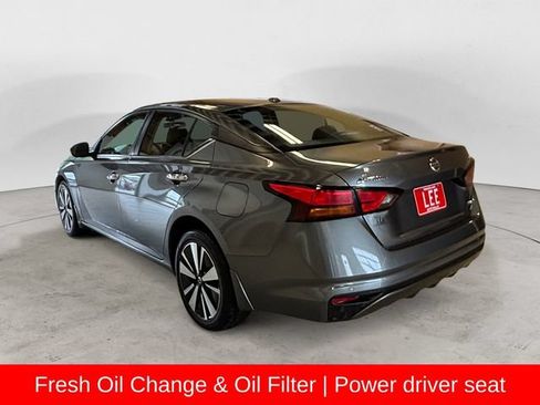 Used 2022 Nissan Altima 2.5 SV AWD/4WD image 3