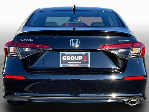 Used 2024 Honda Civic Sport image 5