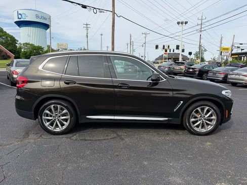 Used 2019 BMW X3 xDrive30i w/ Premium Package AWD/4WD image 5