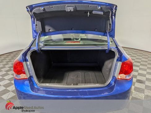 Used 2013 Chevrolet Cruze LS FWD image 7