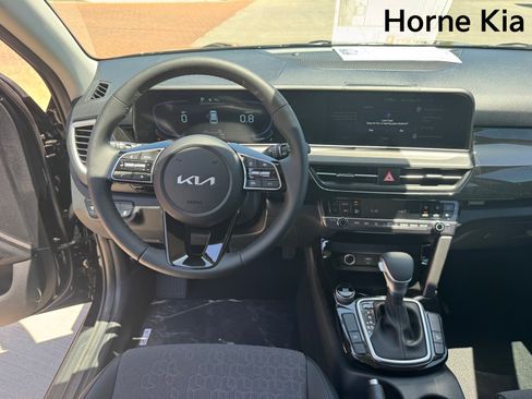 New 2026 Kia Seltos S FWD image 13