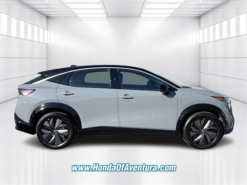 Used 2024 Nissan Ariya FWD image 2