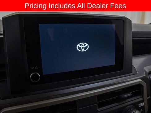 Certified 2024 Toyota Tacoma SR5 AWD/4WD image 11
