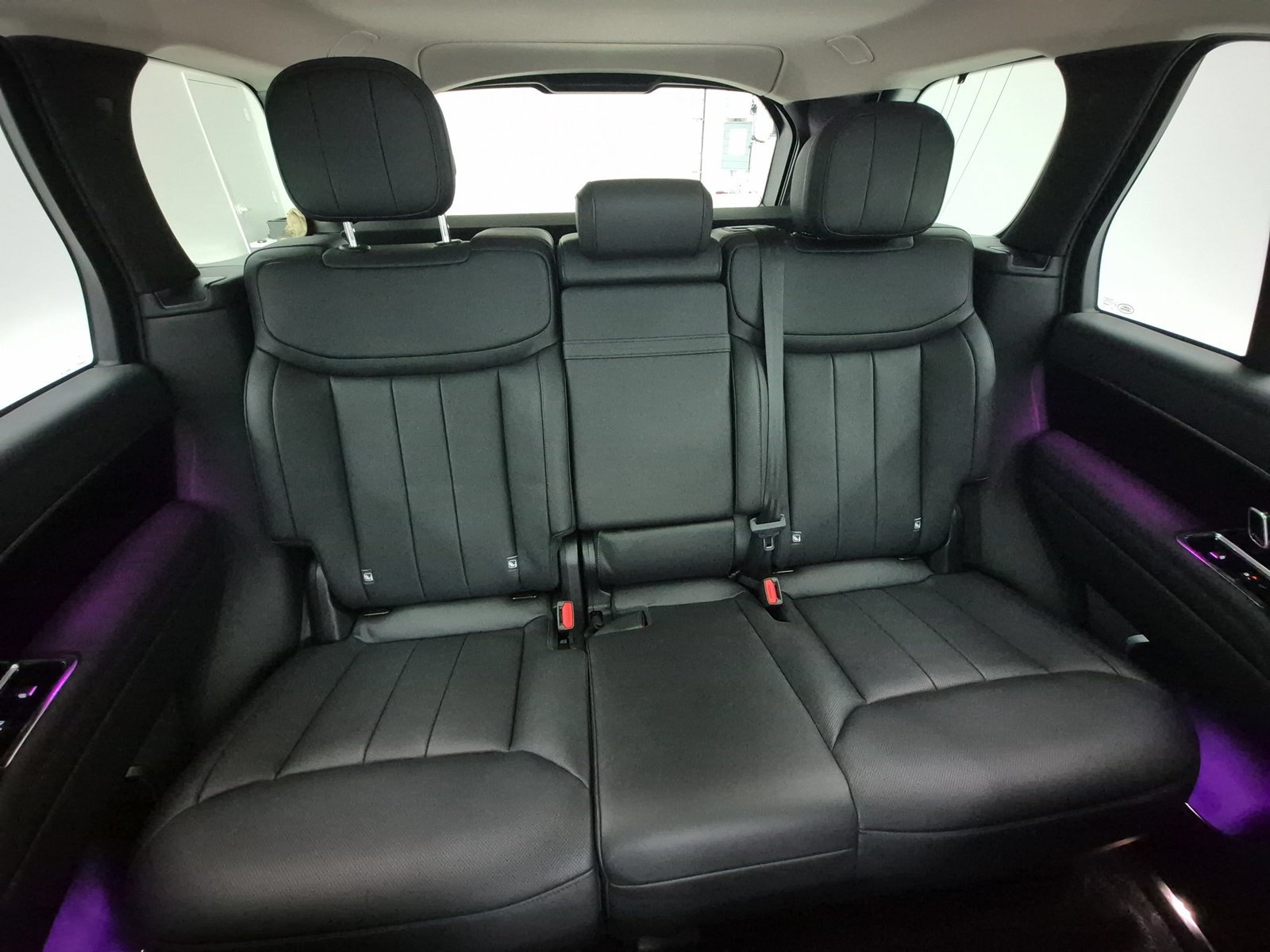 Used 2024 Land Rover Range Rover SE AWD/4WD image 23