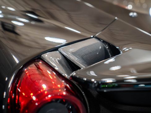 Used 2020 Ferrari 488 Pista Coupe image 33