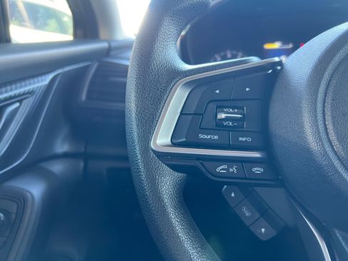 Used 2023 Subaru Crosstrek 2.0i image 24