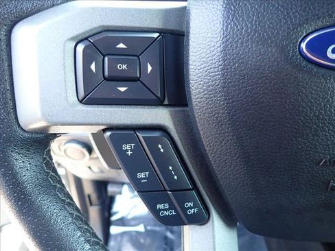 Used 2018 Ford F150 Raptor w/ Equipment Group 802A Luxury AWD/4WD image 15