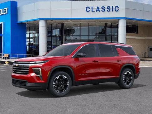 New 2027 Chevrolet Traverse LT FWD image 2