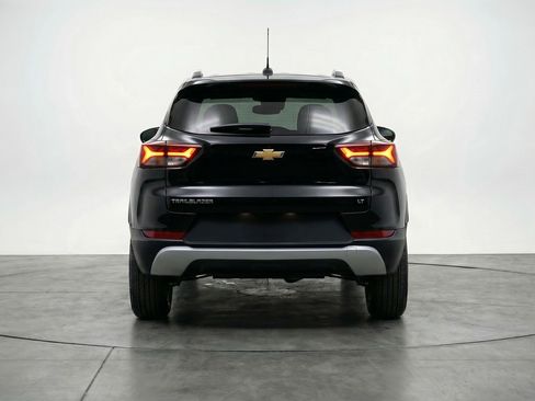 Used 2025 Chevrolet TrailBlazer LT FWD image 7