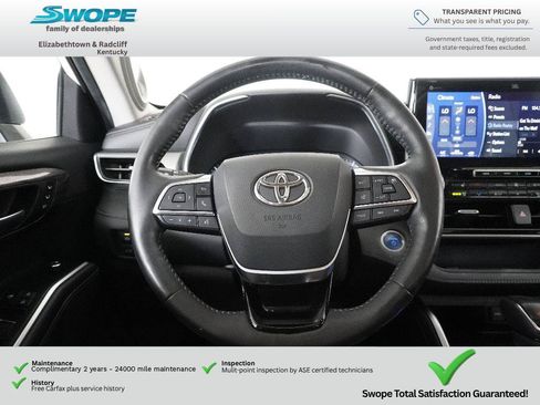 Used 2021 Toyota Highlander Platinum AWD/4WD image 16