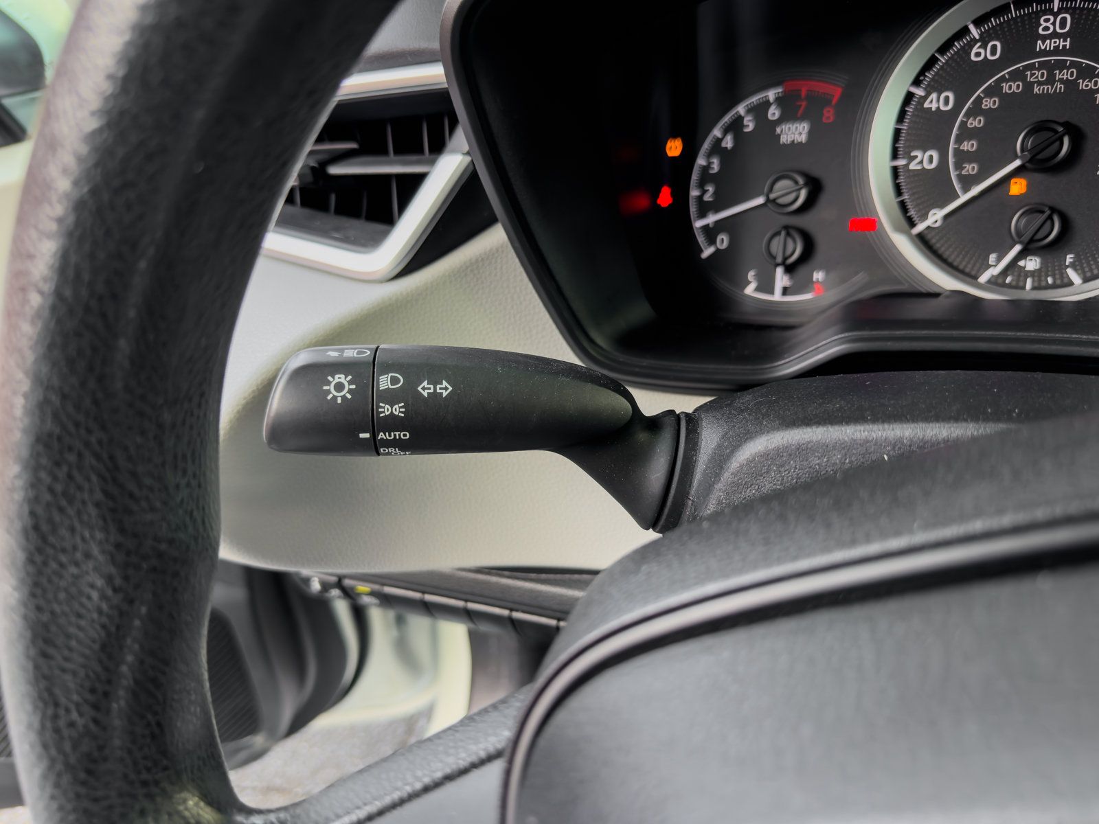 Used 2021 Toyota Corolla LE FWD image 53