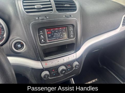 Used 2013 Dodge Journey SXT w/ Popular Equipment Group FWD image 10