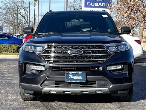 Used 2020 Ford Explorer XLT w/ Equipment Group 202A image 2