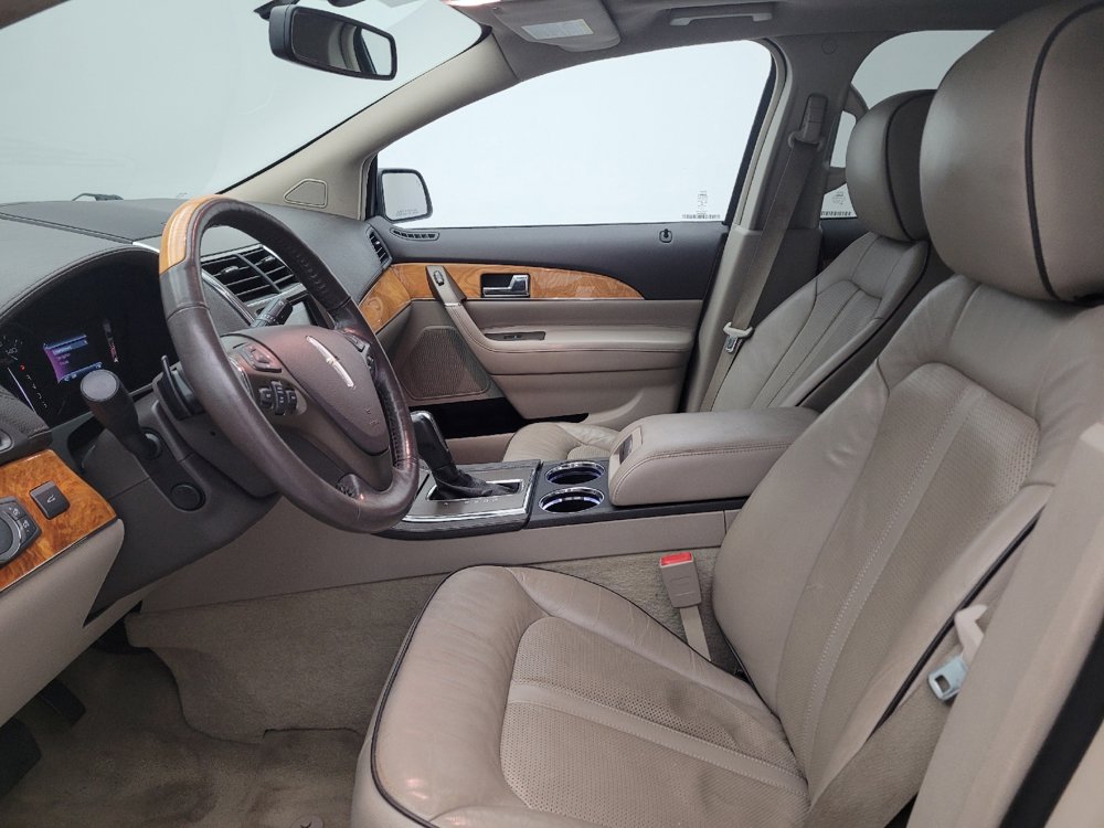 Used 2014 Lincoln MKX AWD w/ Equipment Group 102A image 17