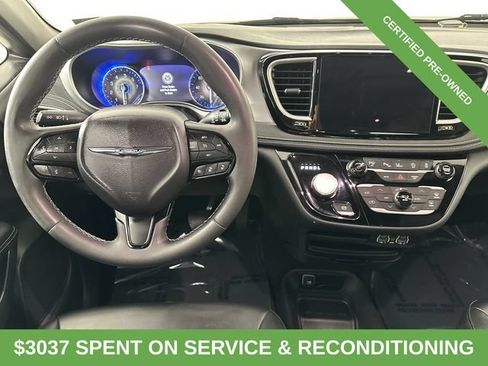 Certified 2023 Chrysler Pacifica Touring-L w/ S Appearance Package AWD/4WD image 14