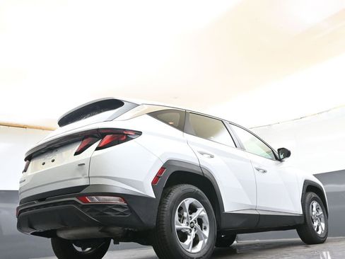 Certified 2022 Hyundai Tucson SE w/ Cargo Package image 32