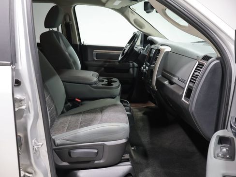 Used 2017 RAM 1500 Big Horn AWD/4WD image 21