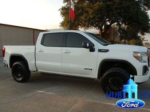 Used 2021 GMC Sierra 1500 AT4 w/ AT4 Value Package AWD/4WD image 6