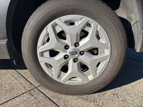 Used 2021 Subaru Forester image 11