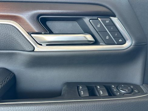 New 2025 GMC Sierra 2500 Denali w/ Denali Reserve Package image 12