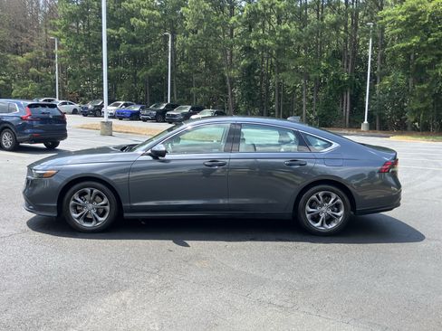 Used 2024 Honda Accord EX image 8
