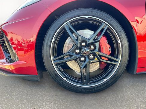 Used 2022 Chevrolet Corvette Stingray Preferred Cpe w/ Z51 Performance Package RWD image 27