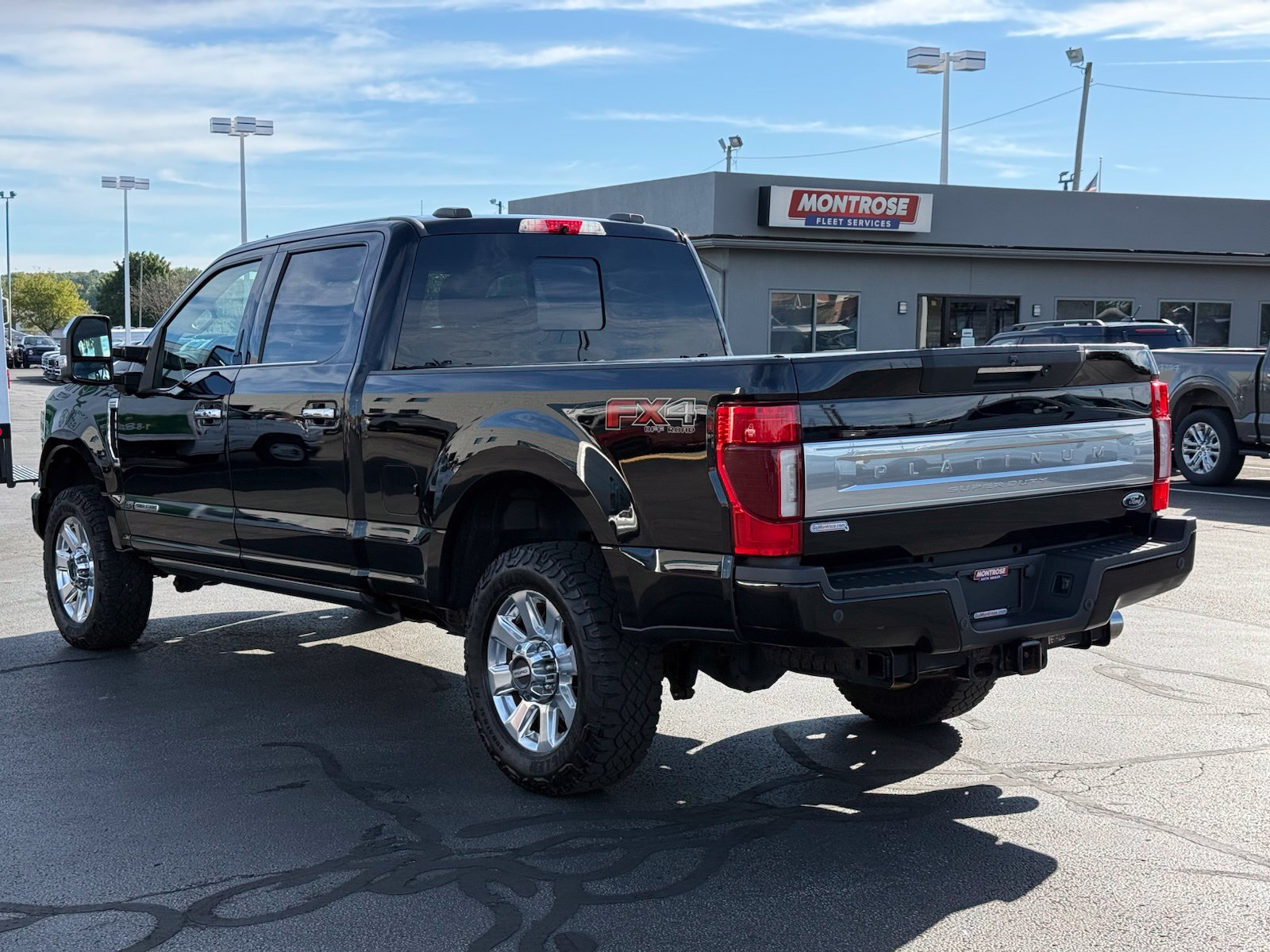 Used 2020 Ford F350 Platinum w/ FX4 Off-Road Package AWD/4WD image 6
