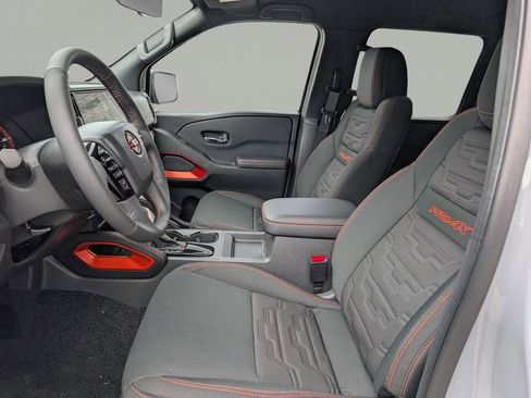 New 2025 Nissan Frontier PRO-4X image 12