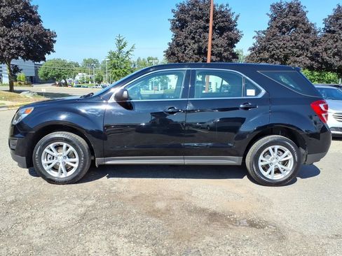 Used 2017 Chevrolet Equinox LS AWD/4WD image 2