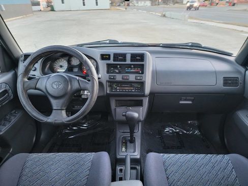 Used 1999 Toyota RAV4 4WD 4-Door image 15