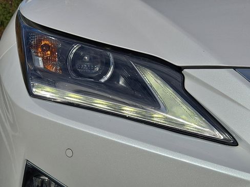 Used 2018 Lexus RX 350 AWD image 9