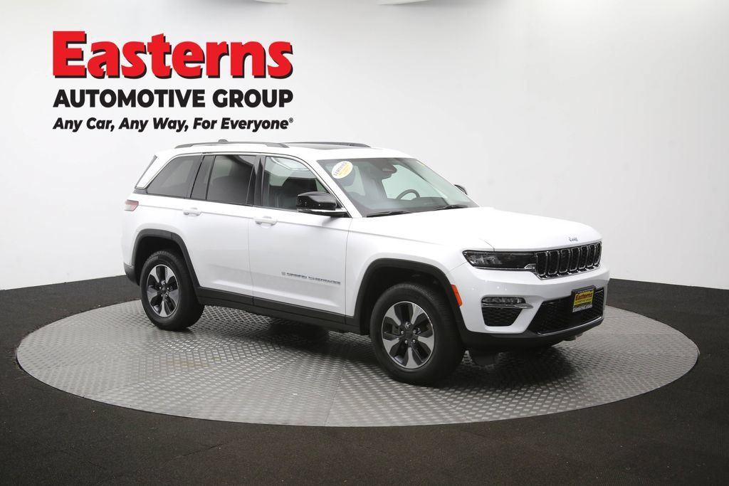 Used 2023 Jeep Grand Cherokee 4WD 4xe image 57