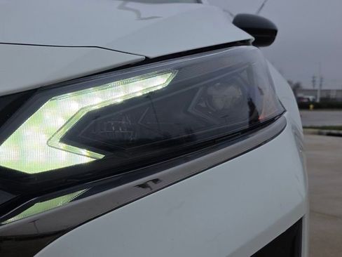 Used 2023 Nissan Altima 2.5 SR image 9